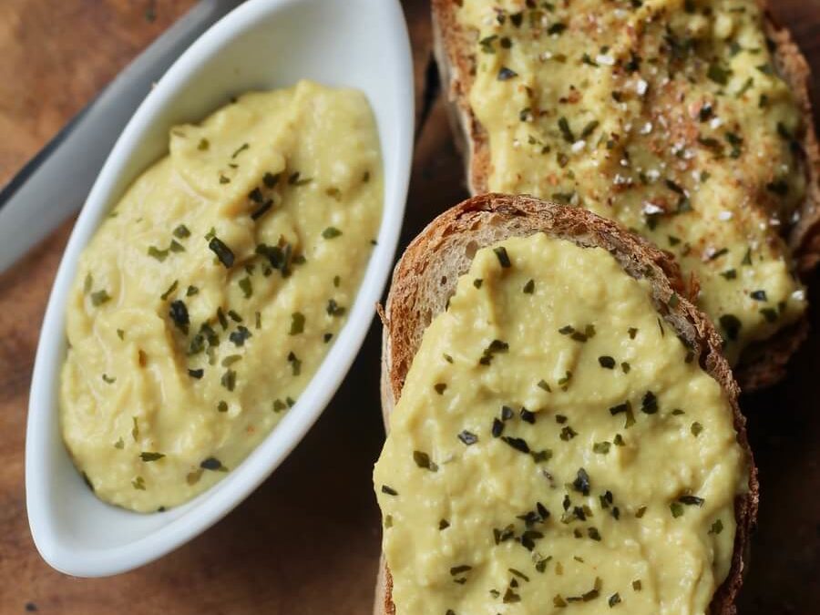 Houmous aux tendres paillettes de Wakamé