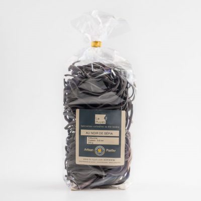 Pâtes à l'encre de seiche